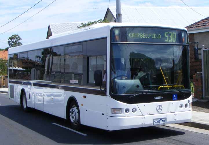 Broadmeadows Mercedes O500LE Volgren 37